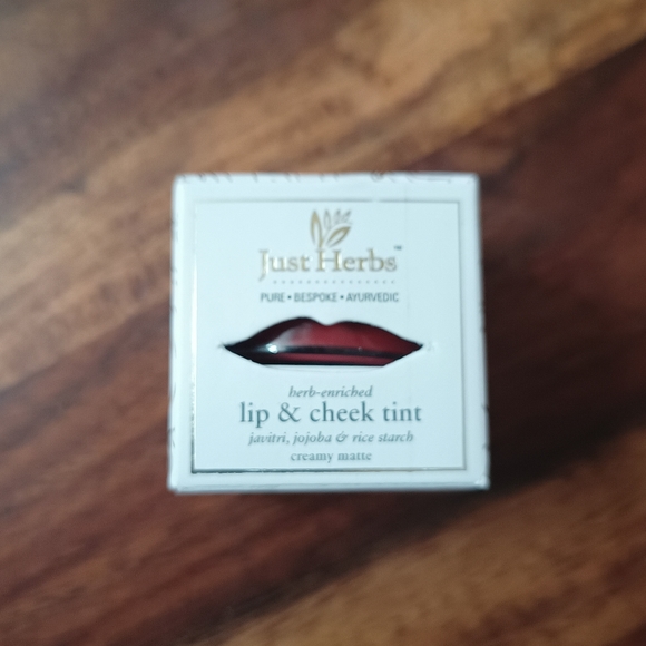 Just Herbs lip & cheek tint - Picture 2 of 6